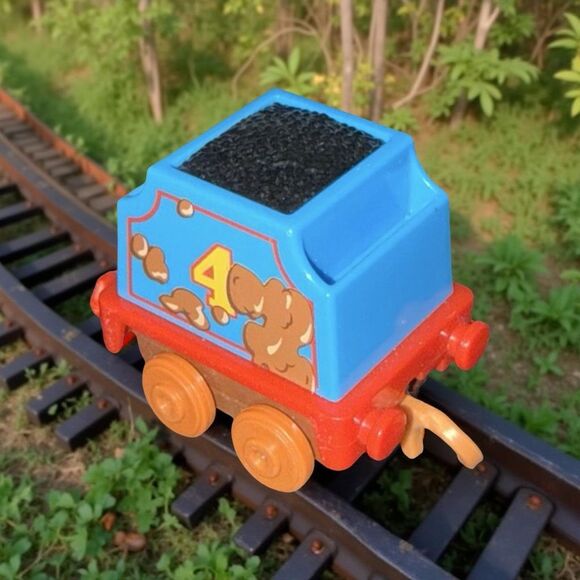 Thomas & Friends Trackmaster Mud Run G #4 Muddy Coal Car  A30 - Picture 1 of 7